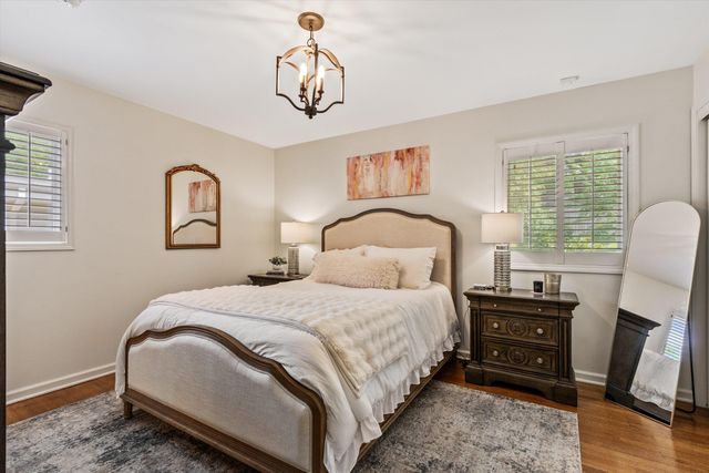 272 LEONORA DR, Memphis, TN 38117