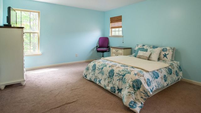 520 Abberly Lane, Boiling Springs, SC 29316