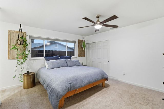 5932 Angelo Dr, Loomis, CA 95650