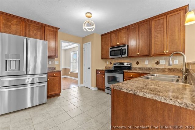193 Wind Brook Court, Raeford, NC 28376