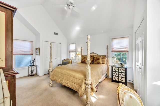 4 Bob White UNIT 4, Mashpee, MA 02649