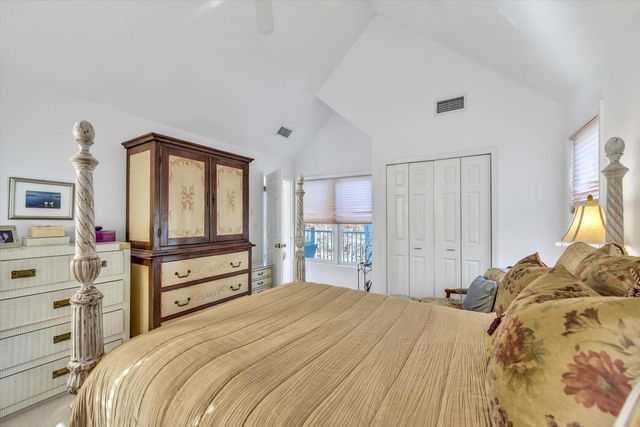 4 Bob White UNIT 4, Mashpee, MA 02649