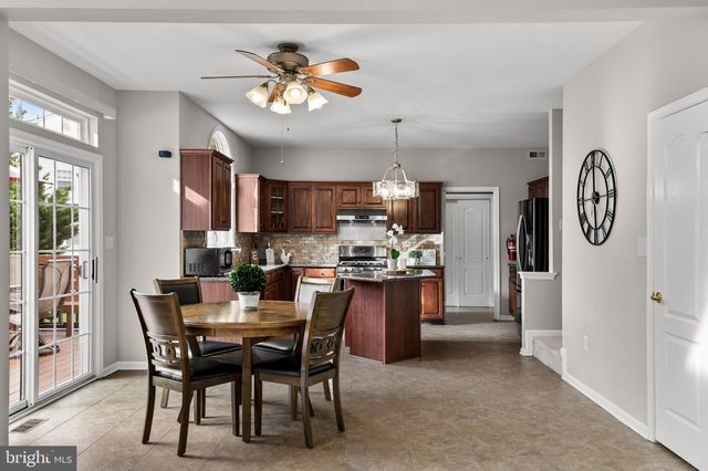 10 BROOK LN, Lumberton, NJ 08048