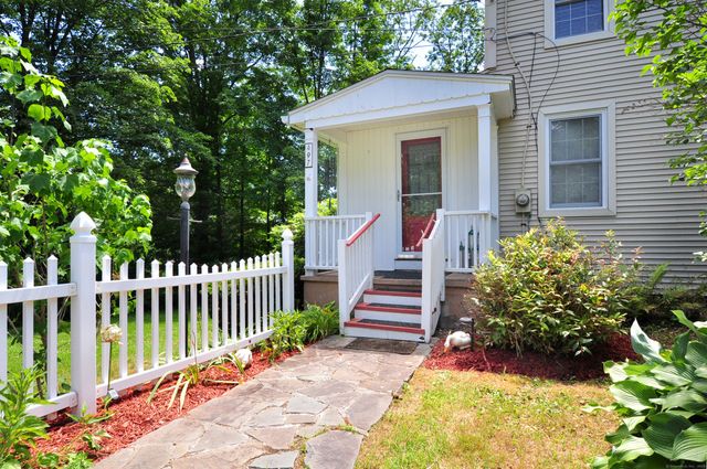497 Old Field Road, Southbury, CT 06488