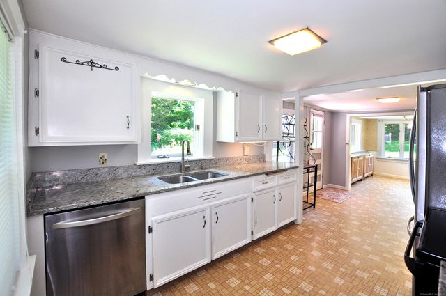 497 Old Field Road, Southbury, CT 06488