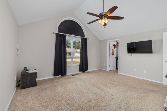 1918 Sonnet Cove, Fort Wayne, IN 46818