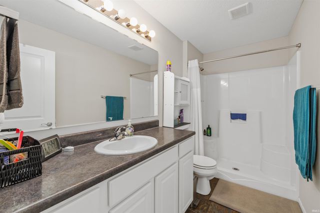 1918 Sonnet Cove, Fort Wayne, IN 46818
