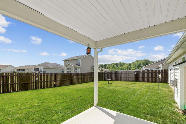 1918 Sonnet Cove, Fort Wayne, IN 46818