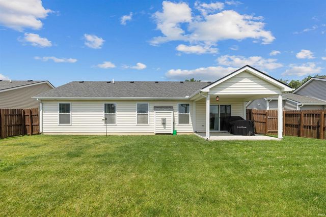 1918 Sonnet Cove, Fort Wayne, IN 46818