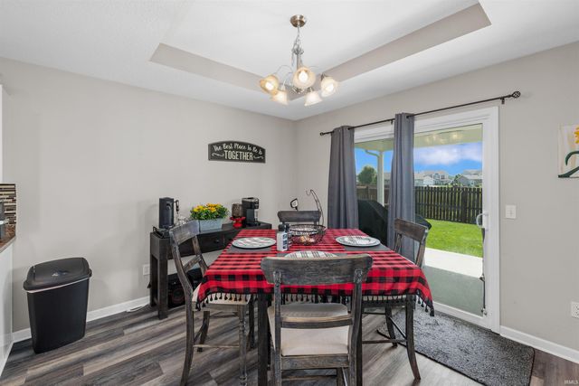 1918 Sonnet Cove, Fort Wayne, IN 46818