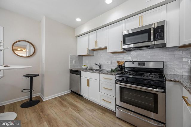 927 S HANOVER ST, Baltimore, MD 21230