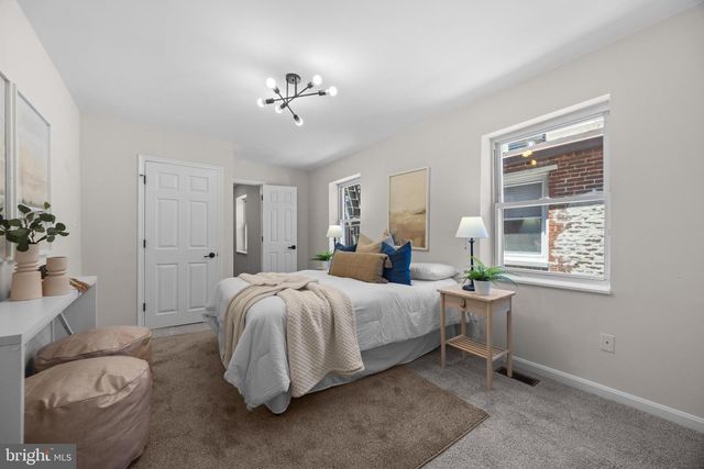 927 S HANOVER ST, Baltimore, MD 21230