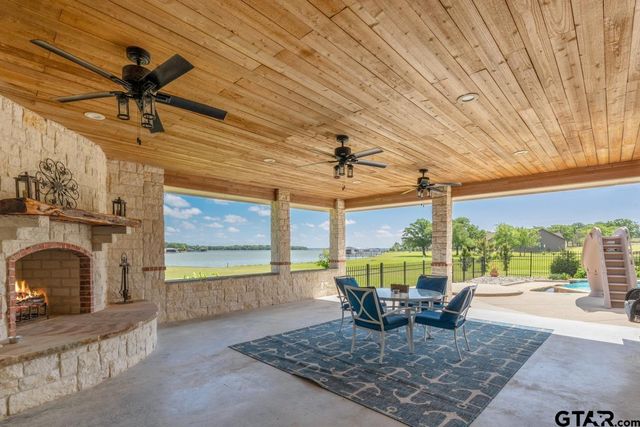 104 Crepe Myrtle, Corsicana, TX 75109