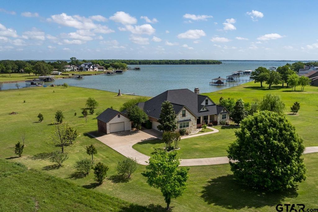 104 Crepe Myrtle, Corsicana, TX 75109