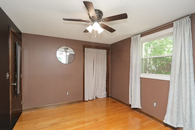 41 Rosedale Ave, Springfield, MA 01128