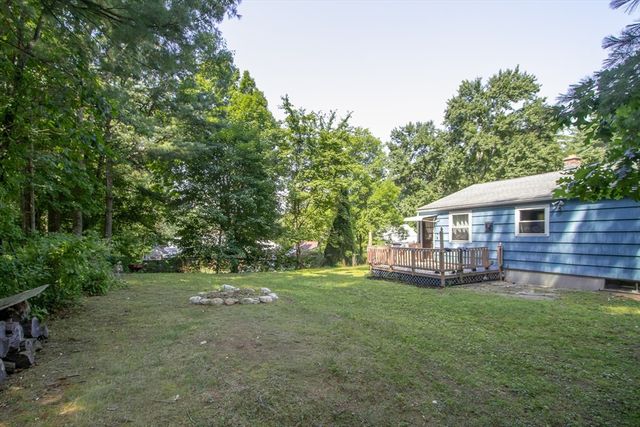41 Rosedale Ave, Springfield, MA 01128