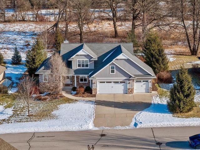 905 RED FOX DRIVE, Green Bay, WI 54313