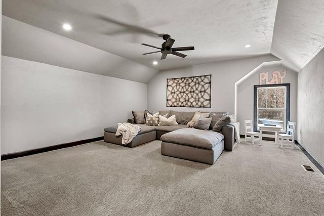 905 RED FOX DRIVE, Green Bay, WI 54313