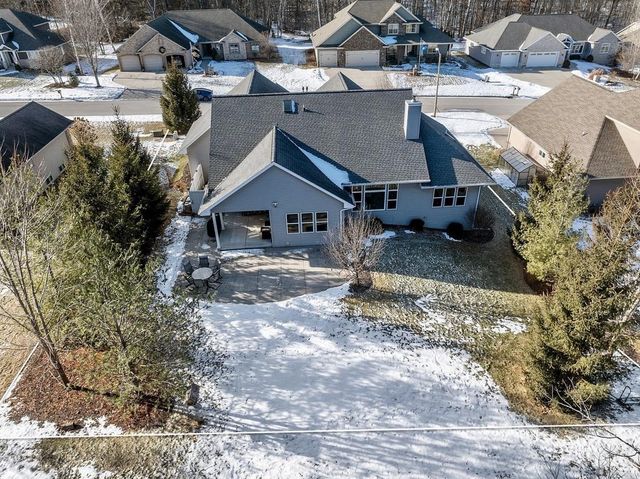 905 RED FOX DRIVE, Green Bay, WI 54313