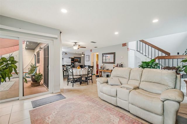 447 HUNTER CIRCLE, Kissimmee, FL 34758