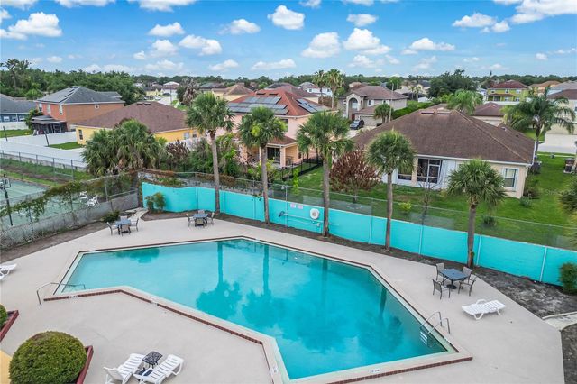 447 HUNTER CIRCLE, Kissimmee, FL 34758