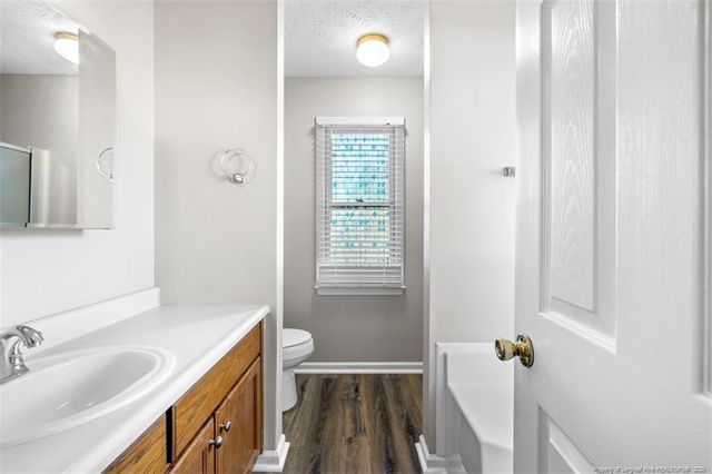 102 Ryans Circle, Spring Lake, NC 28390