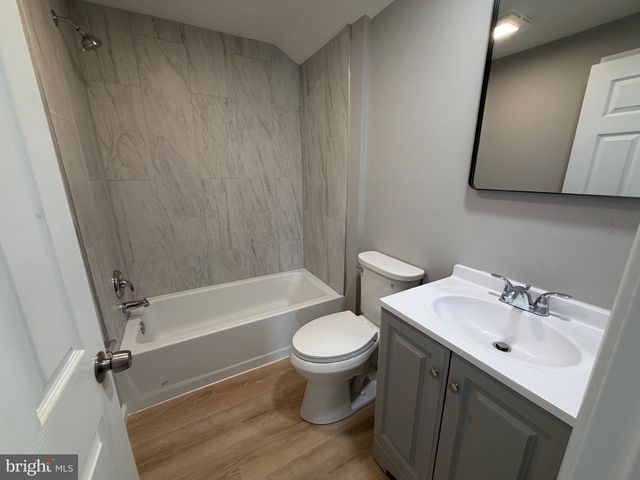 146 RODNEY DR, New Castle, DE 19720