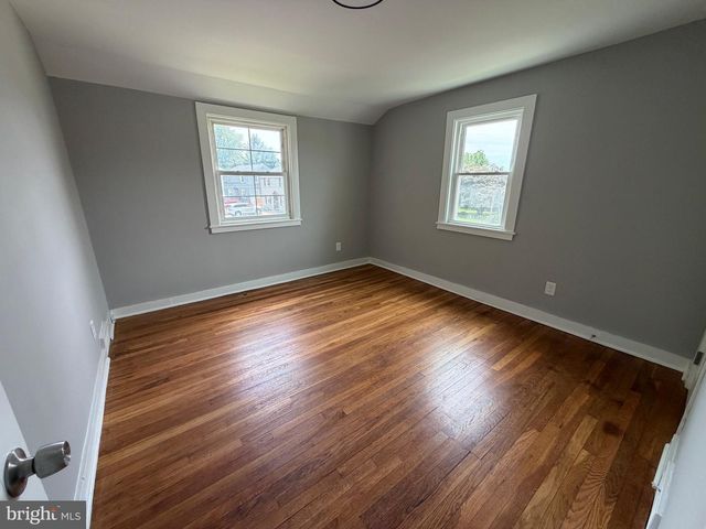 146 RODNEY DR, New Castle, DE 19720