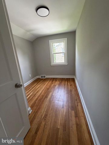 146 RODNEY DR, New Castle, DE 19720