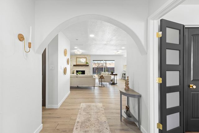 6413 Concordia Road NE, Albuquerque, NM 87111