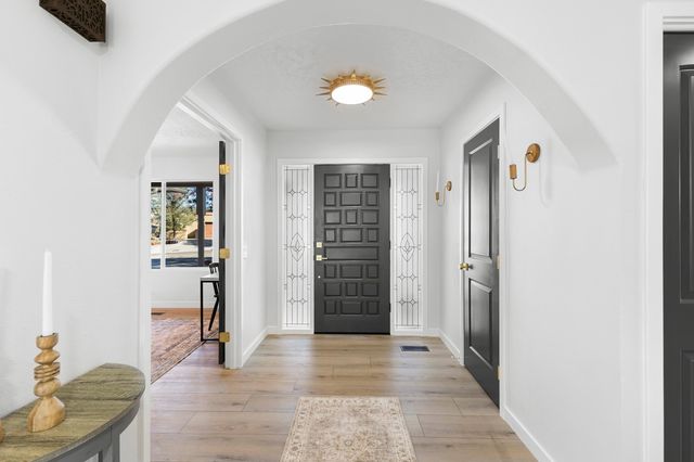 6413 Concordia Road NE, Albuquerque, NM 87111