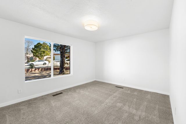 6413 Concordia Road NE, Albuquerque, NM 87111