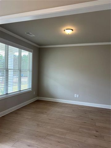 894 Bessie Court, Loganville, GA 30052