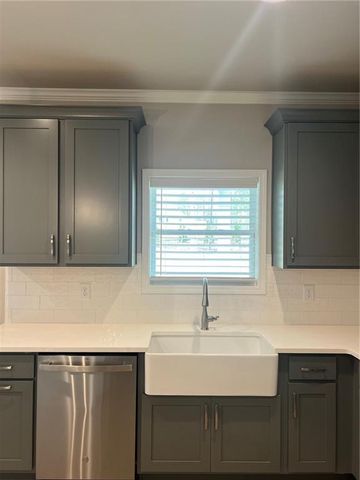 894 Bessie Court, Loganville, GA 30052