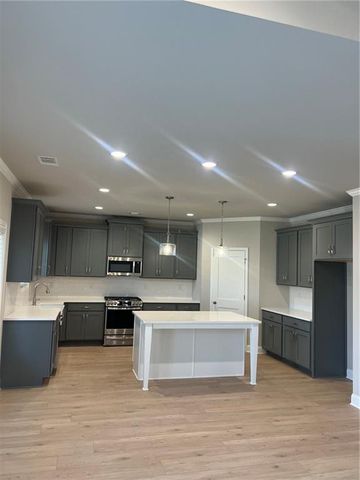 894 Bessie Court, Loganville, GA 30052