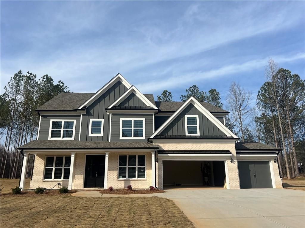 894 Bessie Court, Loganville, GA 30052