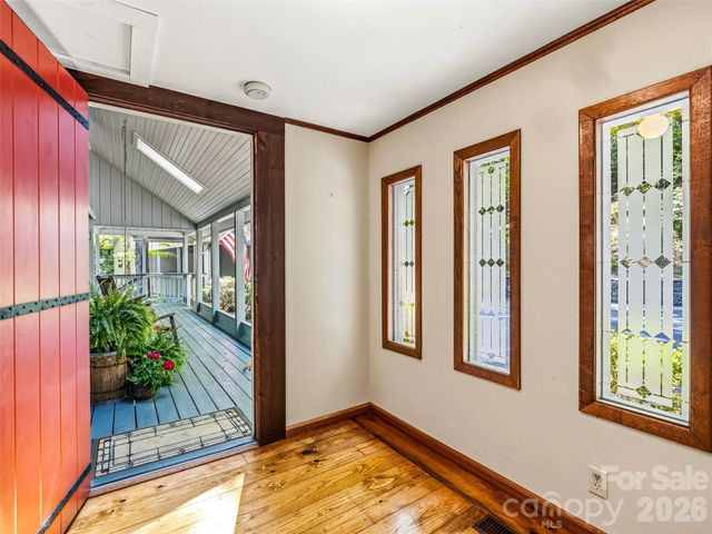 33 Southerland Road, Pisgah Forest, NC 28768