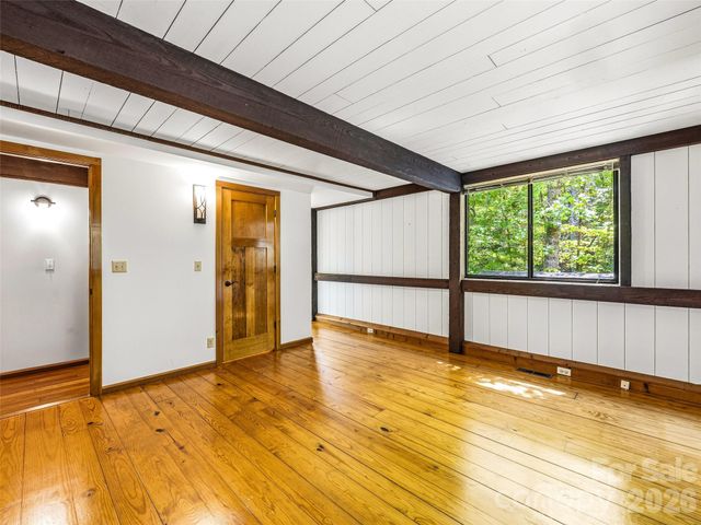 33 Southerland Road, Pisgah Forest, NC 28768