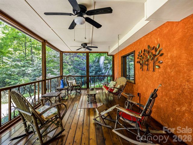 33 Southerland Road, Pisgah Forest, NC 28768