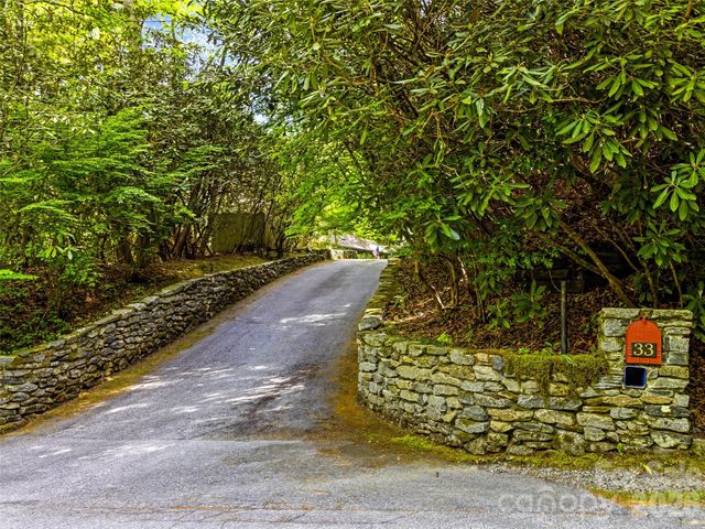 33 Southerland Road, Pisgah Forest, NC 28768