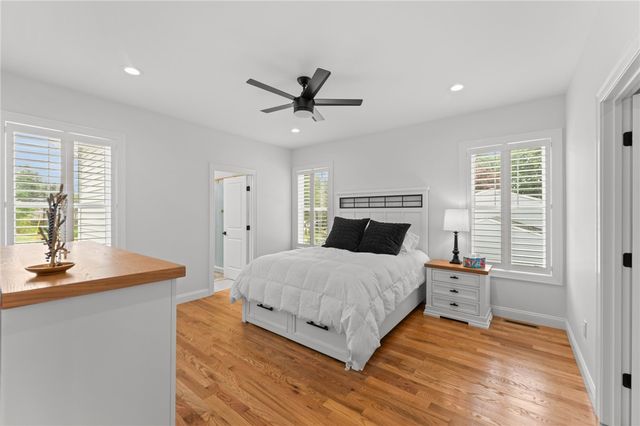 124 Oak Street, South Kingstown, RI 02879