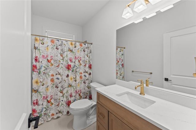 124 Oak Street, South Kingstown, RI 02879