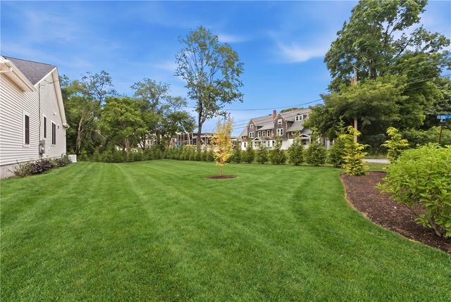124 Oak Street, South Kingstown, RI 02879