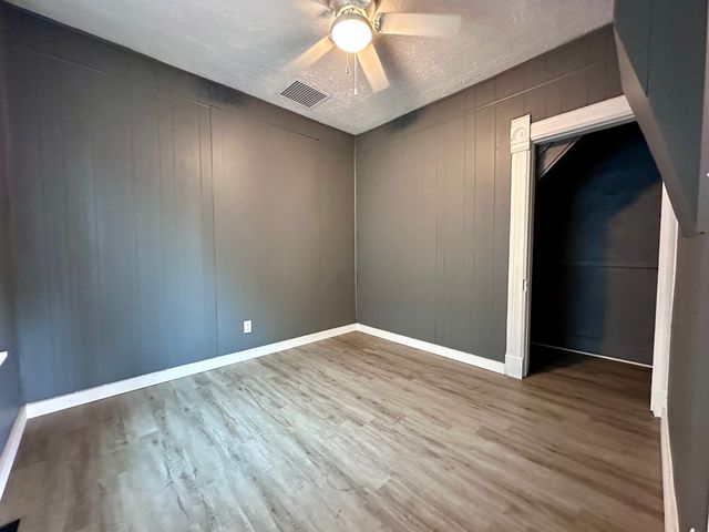 704 W 7th Street, Sterling, IL 61081