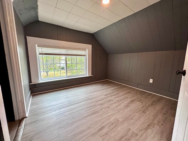 704 W 7th Street, Sterling, IL 61081