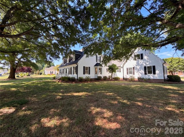 103 Hampshire Court, Salisbury, NC 28144