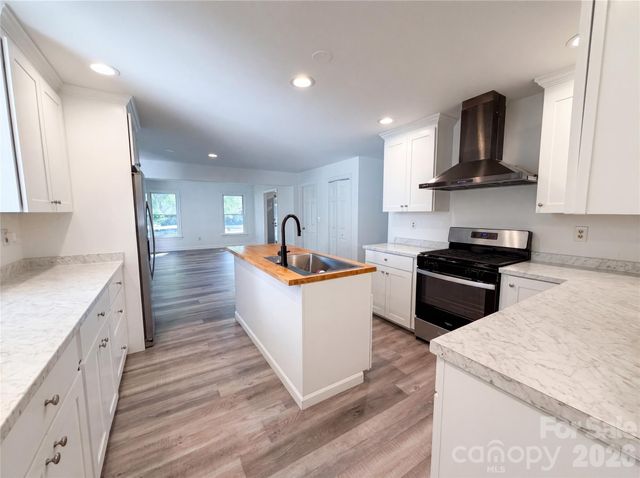 103 Hampshire Court, Salisbury, NC 28144