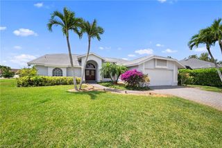 3971 Spring Garden LN, Estero, FL 33928