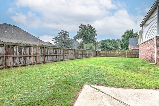 3450 Pasofino Loop, Springdale, AR 72764
