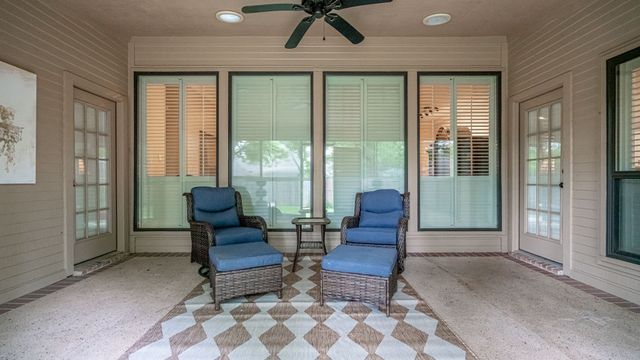 8902 Pleasant Hill Drive, Granbury, TX 76049